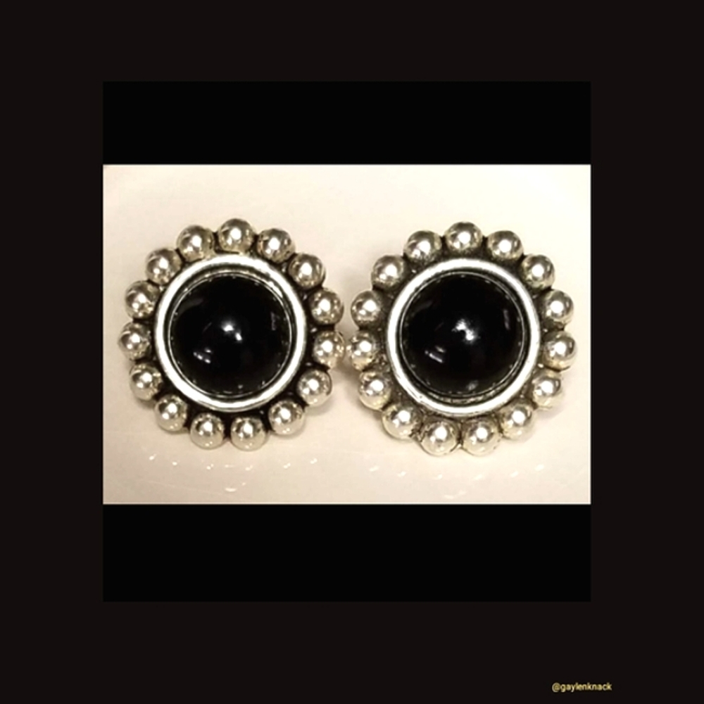 Host Pick: Southwestern Design Vintage Earrings